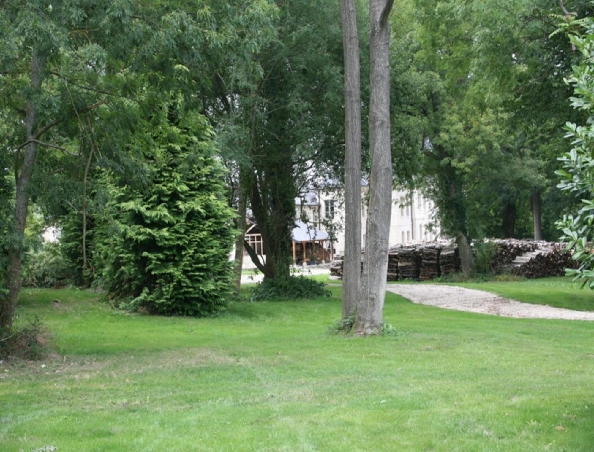 Chateau De Maudetour Exteriör bild